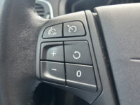 Volvo V40 1.5 T2 Momentum // CRUISE CONTROL // CLIMA // NAVI // PARKEERSENSOREN // TREKHAAK // 36
