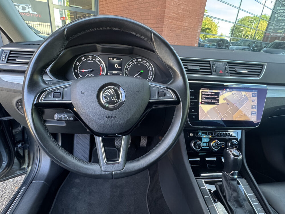 Škoda Superb Combi 1.5 TSI ACT Style Business // LED // KEYLESS // ELEK. STOELEN+GEHEUGEN // LEDER // ADAPT. CRUISE // WEGKLAPBARE TREKHAAK / 12
