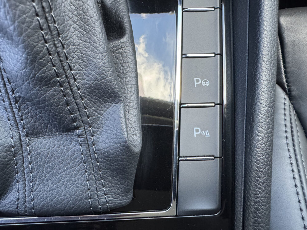 Škoda Superb Combi 1.5 TSI ACT Style Business // LED // KEYLESS // ELEK. STOELEN+GEHEUGEN // LEDER // ADAPT. CRUISE // WEGKLAPBARE TREKHAAK / 28