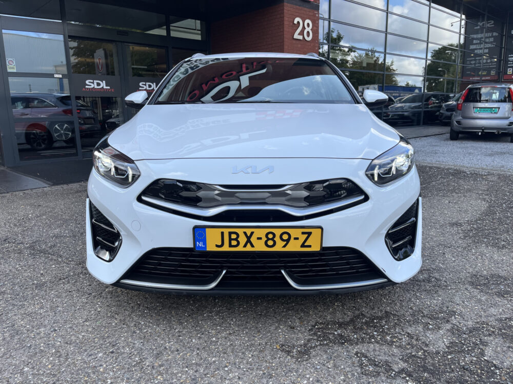 Kia Ceed Sportswagon 1.6 GDI PHEV DynamicLine // FULL LED // KEYLESS // CAMERA+SENSOREN // STOEL+STUURVERWARMING // NAVI+CARPLAY // 8