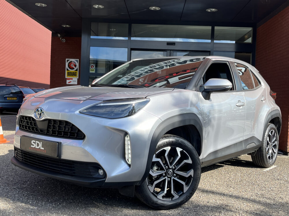 Toyota Yaris Cross 1.5 Hybrid Dynamic // FULL LED // KEYLESS // DODEHOEK // ADAPT. CRUISE // CAMERA // STUUR+STOELVERWARMING // 1