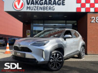 Toyota Yaris Cross 1.5 Hybrid Dynamic // FULL LED // KEYLESS // DODEHOEK // ADAPT. CRUISE // CAMERA // STUUR+STOELVERWARMING // 32