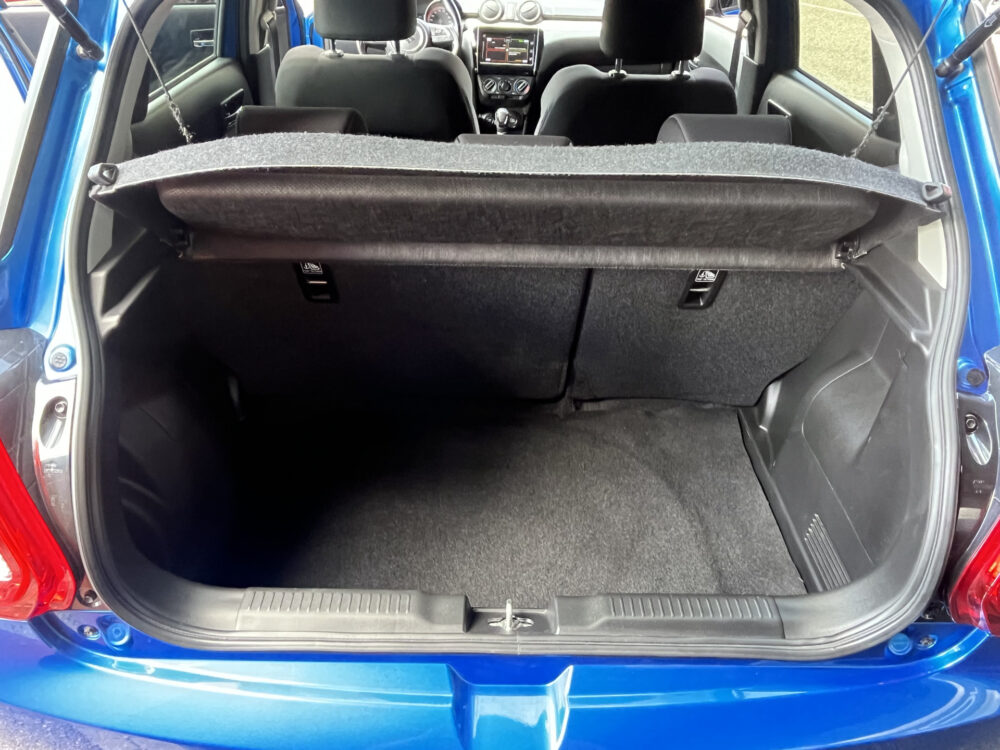 Suzuki Swift 1.2 Stijl // CAMERA // CRUISE // AIRCO // BLUETOOTH // APPLE CARPLAY / ANDROID AUTO // STOELVERWARMING 29