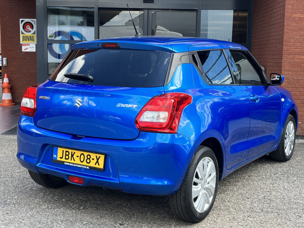 Suzuki Swift 1.2 Stijl // CAMERA // CRUISE // AIRCO // BLUETOOTH // APPLE CARPLAY / ANDROID AUTO // STOELVERWARMING 3