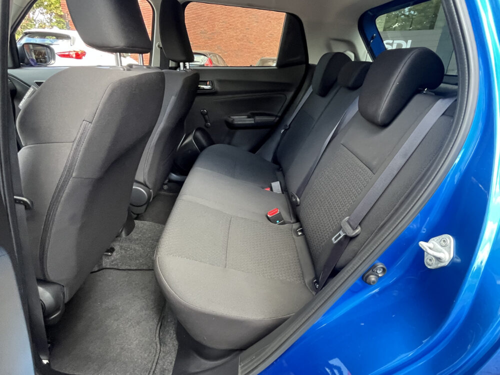 Suzuki Swift 1.2 Stijl // CAMERA // CRUISE // AIRCO // BLUETOOTH // APPLE CARPLAY / ANDROID AUTO // STOELVERWARMING 9