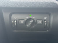 Volvo V40 2.0 T2 Momentum // CAMERA // CRUISE // NAVI // CLIMA // STOELVERWARMING // BLUETOOTH // 45
