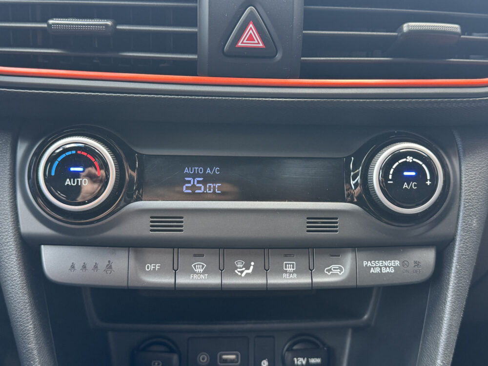 Hyundai KONA 1.0 T-GDI Premium // KRELL AUDIO // NAVI // CLIMA // CRUISE // HEAD UP DISPLAY // BLIND SPOT MONITOR 18