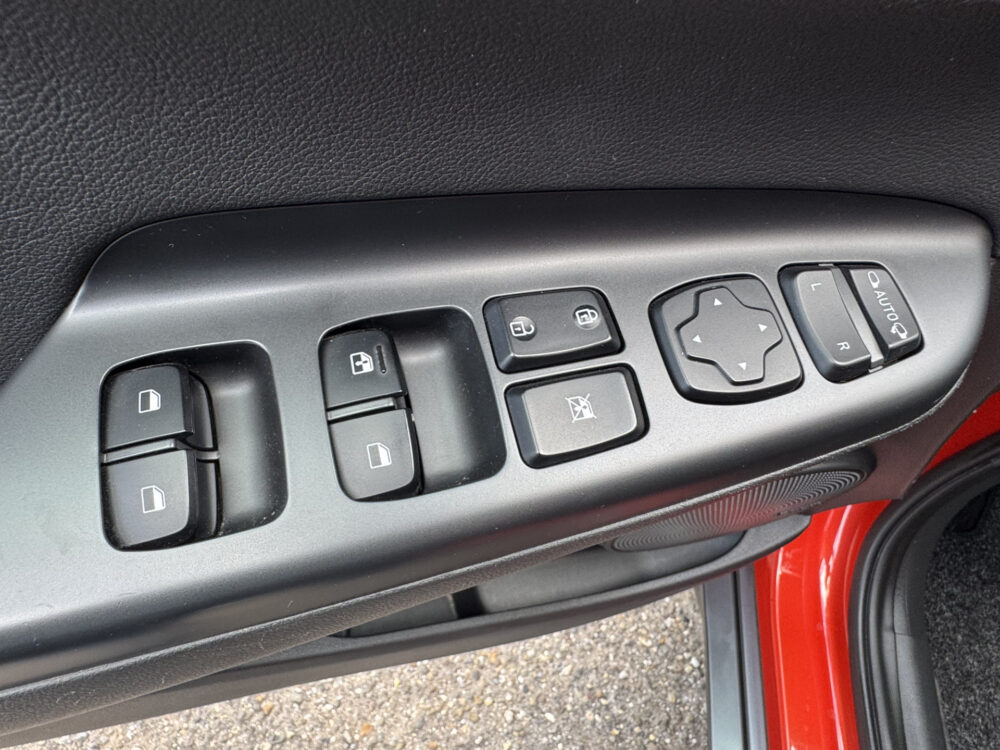 Hyundai KONA 1.0 T-GDI Premium // KRELL AUDIO // NAVI // CLIMA // CRUISE // HEAD UP DISPLAY // BLIND SPOT MONITOR 20