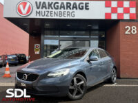 Volvo V40 2.0 T2 Kinetic // FULL LED // NAVI // PDC // CLIMA // BLUETOOTH // 24