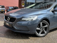 Volvo V40 2.0 T2 Kinetic // FULL LED // NAVI // PDC // CLIMA // BLUETOOTH // 29