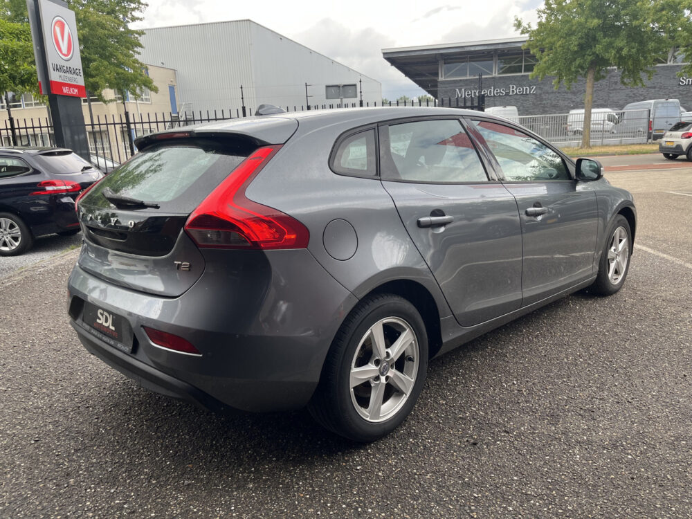 Volvo V40 2.0 T2 Nordic // CRUISE // CLIMA // CAMERA+SENSOREN // NAVI // STOELVERWARMING // 6