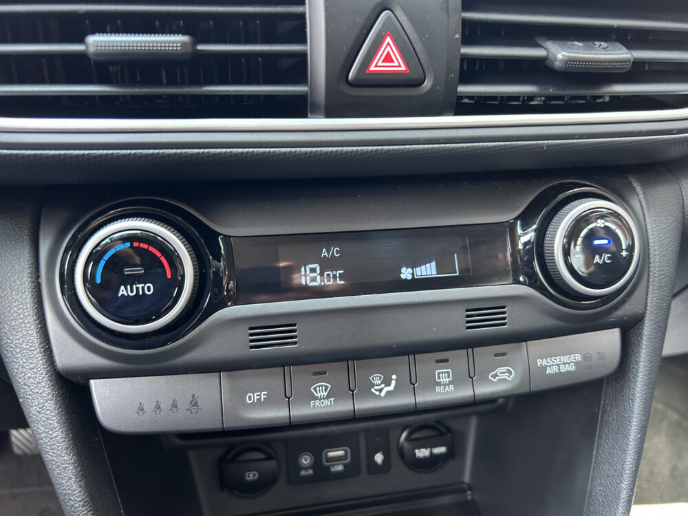 Hyundai KONA 1.0 T-GDI Fashion // NAVI+CARPLAY // KRELL AUDIO // CAMERA // CRUISE // CLIMA // STOELVERWARMING // 18