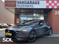 Mazda 3 2.0 e-SkyActiv-G M Hybrid 122 Luxury // BOSE PREMIUM AUDIO // NAVI // MEMORY SEATS // CLIMA // CAMERA // ADAPTIVE CRUISE // 34