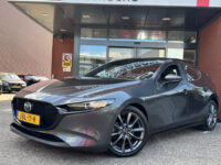 Mazda 3 2.0 e-SkyActiv-G M Hybrid 122 Luxury // BOSE PREMIUM AUDIO // NAVI // MEMORY SEATS // CLIMA // CAMERA // ADAPTIVE CRUISE // 35