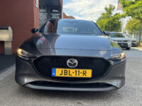 Mazda 3 2.0 e-SkyActiv-G M Hybrid 122 Luxury // BOSE PREMIUM AUDIO // NAVI // MEMORY SEATS // CLIMA // CAMERA // ADAPTIVE CRUISE // 38