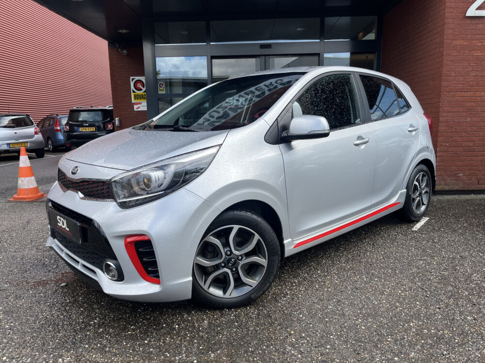 Kia Picanto 1.2 CVVT GT-Line // LEDER // CLIMATE CONTROL // CRUISE // CAMERA+SENSOREN // STUUR+STOELVERWARMING // 1
