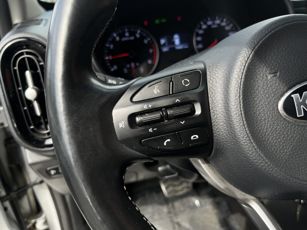 Kia Picanto 1.2 CVVT GT-Line // LEDER // CLIMATE CONTROL // CRUISE // CAMERA+SENSOREN // STUUR+STOELVERWARMING // 17