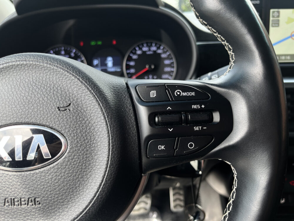 Kia Picanto 1.2 CVVT GT-Line // LEDER // CLIMATE CONTROL // CRUISE // CAMERA+SENSOREN // STUUR+STOELVERWARMING // 19