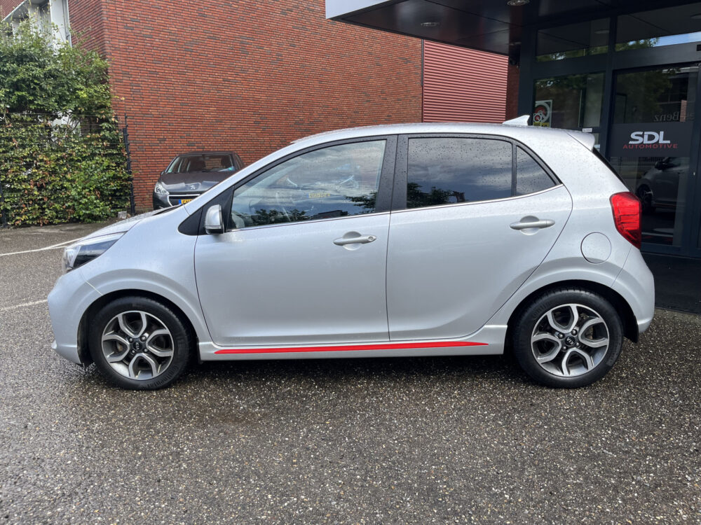 Kia Picanto 1.2 CVVT GT-Line // LEDER // CLIMATE CONTROL // CRUISE // CAMERA+SENSOREN // STUUR+STOELVERWARMING // 2