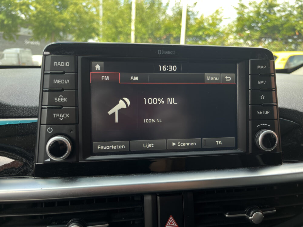 Kia Picanto 1.2 CVVT GT-Line // LEDER // CLIMATE CONTROL // CRUISE // CAMERA+SENSOREN // STUUR+STOELVERWARMING // 24