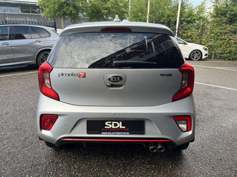Kia Picanto 1.2 CVVT GT-Line // LEDER // CLIMATE CONTROL // CRUISE // CAMERA+SENSOREN // STUUR+STOELVERWARMING // 4