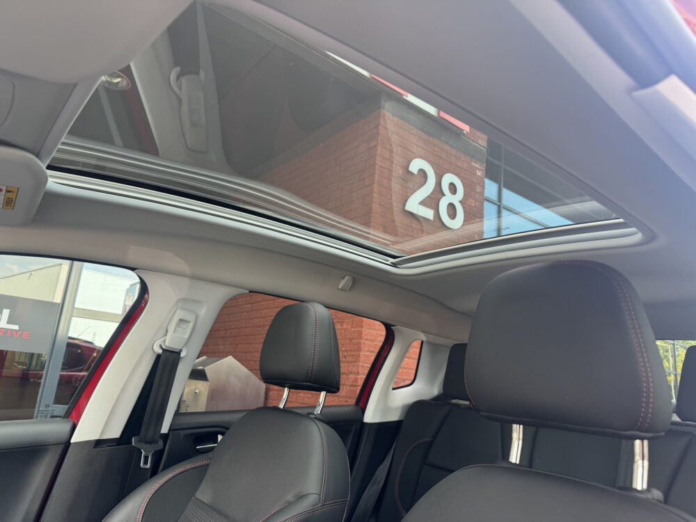 Peugeot 2008 1.2 PureTech GT-Line 131 PK // PANORAMADAK // HALF LEDER // NAVI // CLIMA // CRUISE // CAMERA+SENSOREN // 10