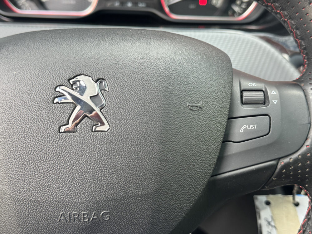 Peugeot 2008 1.2 PureTech GT-Line 131 PK // PANORAMADAK // HALF LEDER // NAVI // CLIMA // CRUISE // CAMERA+SENSOREN // 14
