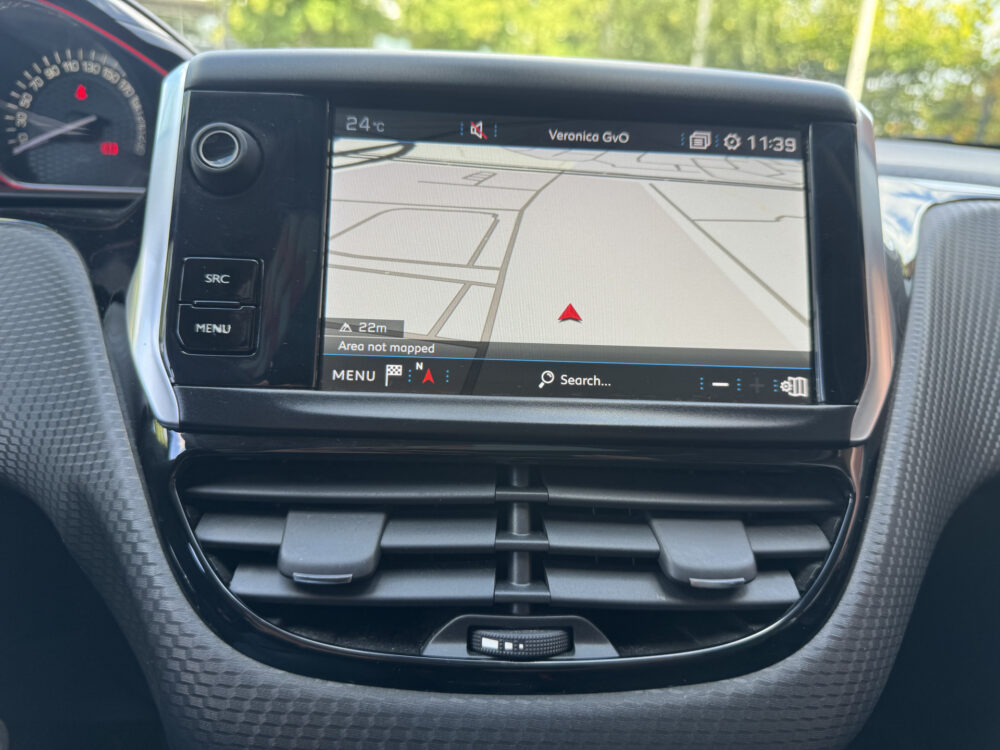 Peugeot 2008 1.2 PureTech GT-Line 131 PK // PANORAMADAK // HALF LEDER // NAVI // CLIMA // CRUISE // CAMERA+SENSOREN // 15