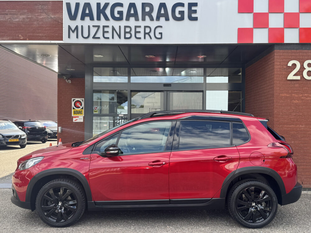 Peugeot 2008 1.2 PureTech GT-Line 131 PK // PANORAMADAK // HALF LEDER // NAVI // CLIMA // CRUISE // CAMERA+SENSOREN // 2