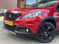 Peugeot 2008 1.2 PureTech GT-Line 131 PK // PANORAMADAK // HALF LEDER // NAVI // CLIMA // CRUISE // CAMERA+SENSOREN // 35