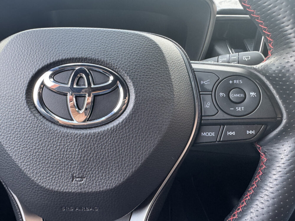 Toyota Corolla 1.8 Hybrid GR-Sport // ADAPT. CRUISE // FULL LED // CAMERA+SENSOREN // HALF LEDER // 13