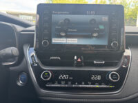 Toyota Corolla 1.8 Hybrid GR-Sport // ADAPT. CRUISE // FULL LED // CAMERA+SENSOREN // HALF LEDER // 50