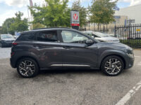 Hyundai KONA 1.6 GDI HEV Premium // SCHUIF DAK // CAMERA // CLIMA // ADAPTIVE CRUISE // APPLE CARPLAY / ANDROID AUTO // 44