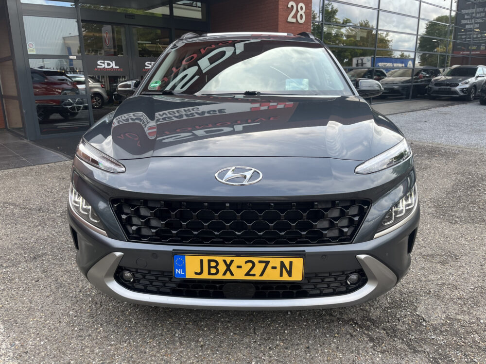 Hyundai KONA 1.6 GDI HEV Premium // SCHUIF DAK // CAMERA // CLIMA // ADAPTIVE CRUISE // APPLE CARPLAY / ANDROID AUTO // 8
