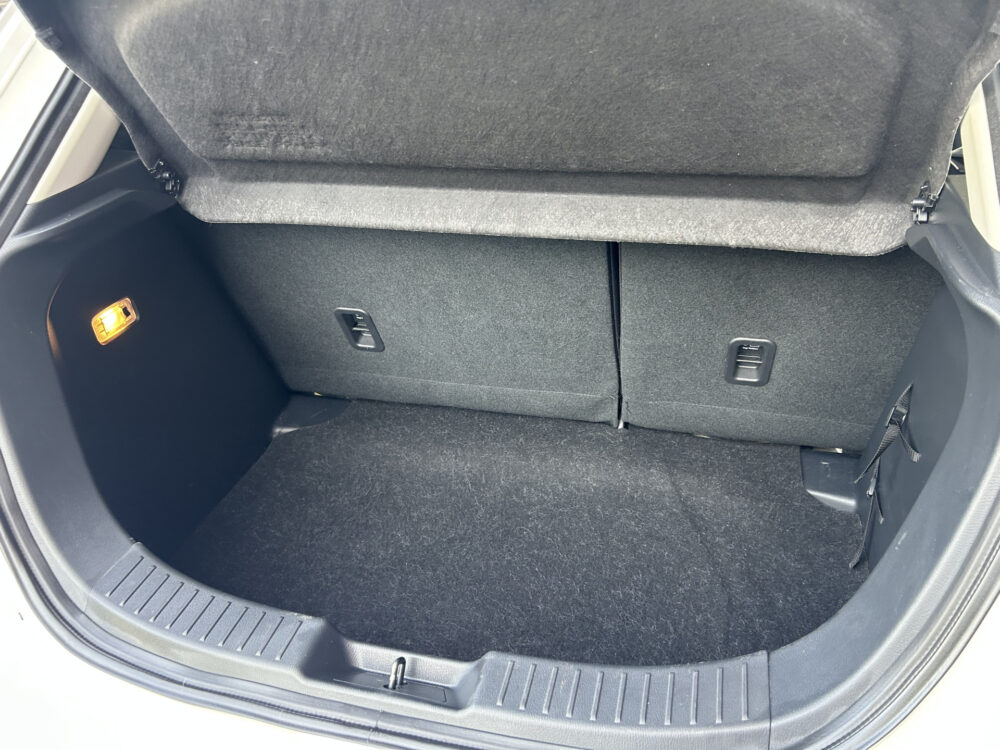 Mazda 2 1.5 Skyactiv-G TS+ // APPLE CARPLAY / ANDROID AUTO // CRUISE // CLIMA // STOELVERWARMING // BLUETOOTH // DODENHOEK SENSOR 26