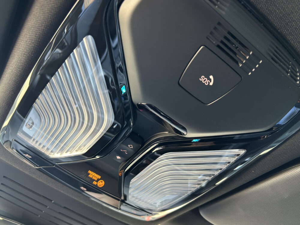 BMW X5 xDrive50e // M-PRO // MATRIX LED // HARMAN KARDON // MEMORY SEAT // PANO/SCHUIFKANTELDAK // ADAPTIV ONDERSTEL // ELEK. TREKHAAK 18