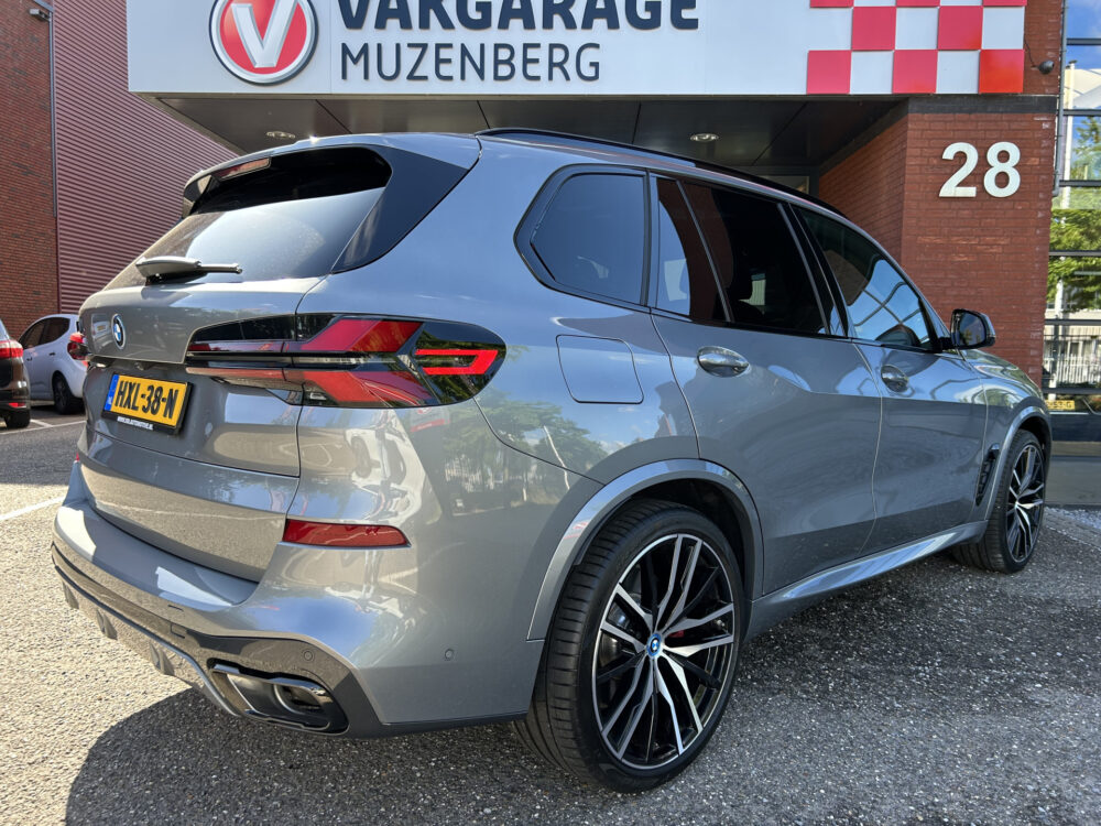 BMW X5 xDrive50e // M-PRO // MATRIX LED // HARMAN KARDON // MEMORY SEAT // PANO/SCHUIFKANTELDAK // ADAPTIV ONDERSTEL // ELEK. TREKHAAK 2