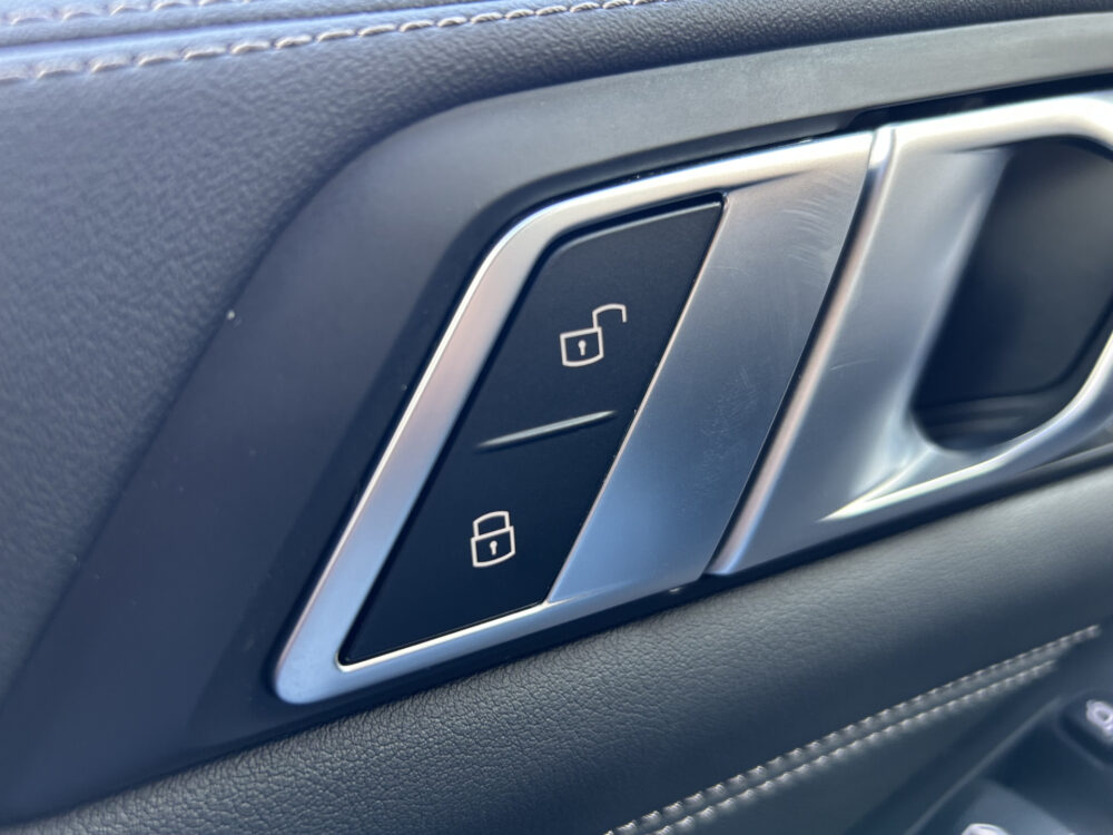 BMW X5 xDrive50e // M-PRO // MATRIX LED // HARMAN KARDON // MEMORY SEAT // PANO/SCHUIFKANTELDAK // ADAPTIV ONDERSTEL // ELEK. TREKHAAK 27