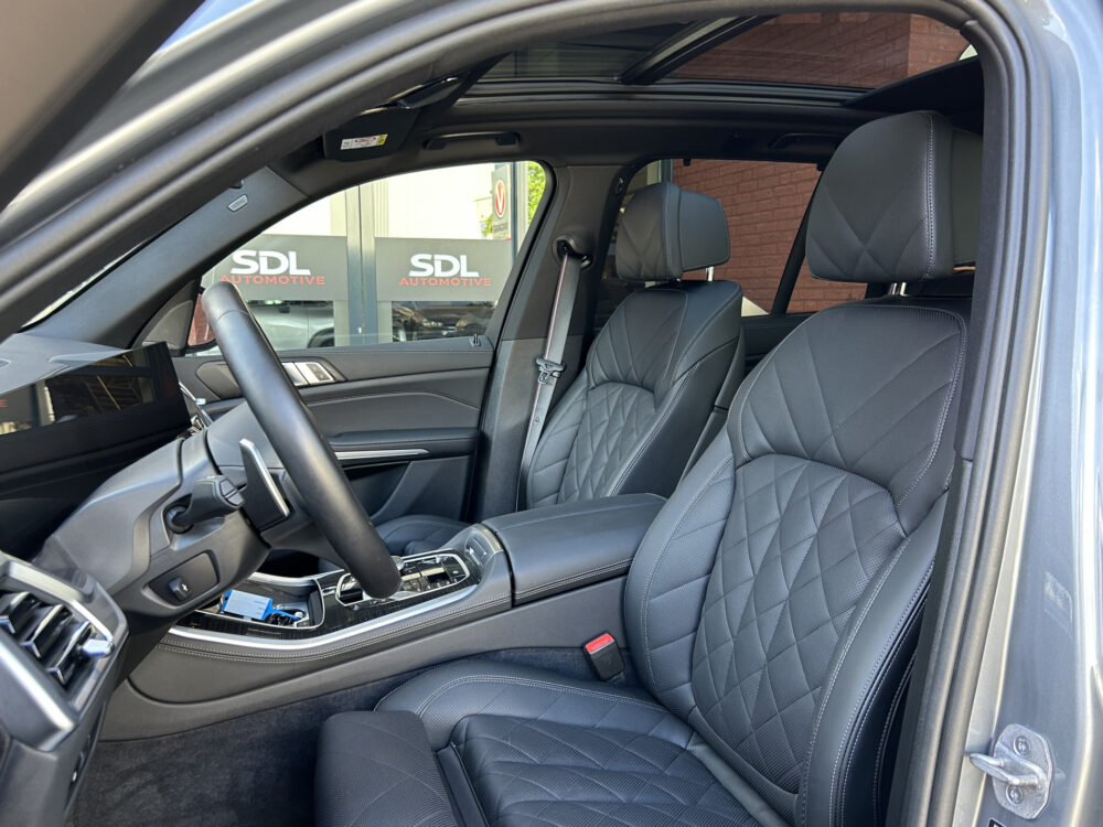 BMW X5 xDrive50e // M-PRO // MATRIX LED // HARMAN KARDON // MEMORY SEAT // PANO/SCHUIFKANTELDAK // ADAPTIV ONDERSTEL // ELEK. TREKHAAK 7