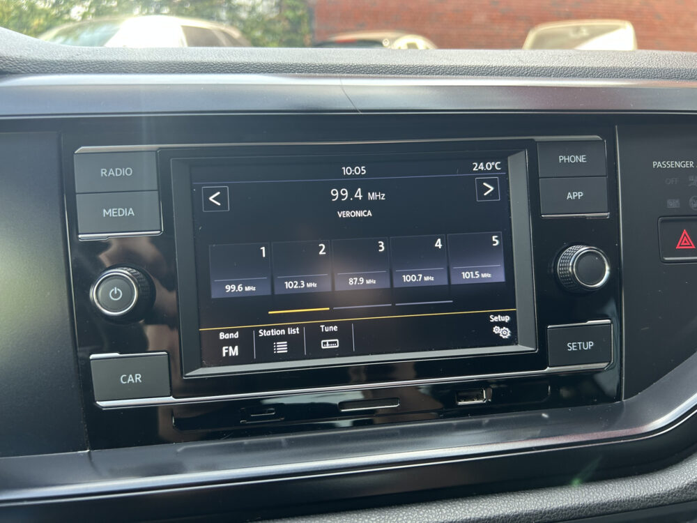 Volkswagen Polo 1.0 Trendline // APPLE - ANDROID AUTO // AIRCO // CRUISE CONTROL // PDC // 12