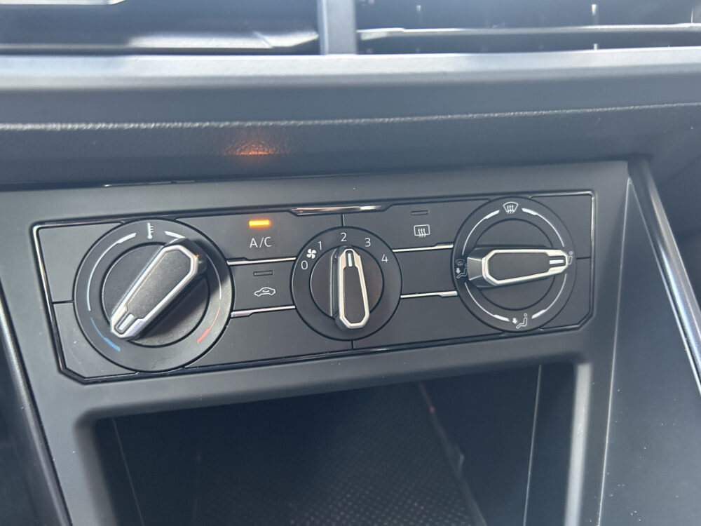 Volkswagen Polo 1.0 Trendline // APPLE - ANDROID AUTO // AIRCO // CRUISE CONTROL // PDC // 14