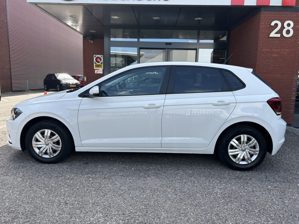 Volkswagen Polo 1.0 Trendline // APPLE - ANDROID AUTO // AIRCO // CRUISE CONTROL // PDC // 3