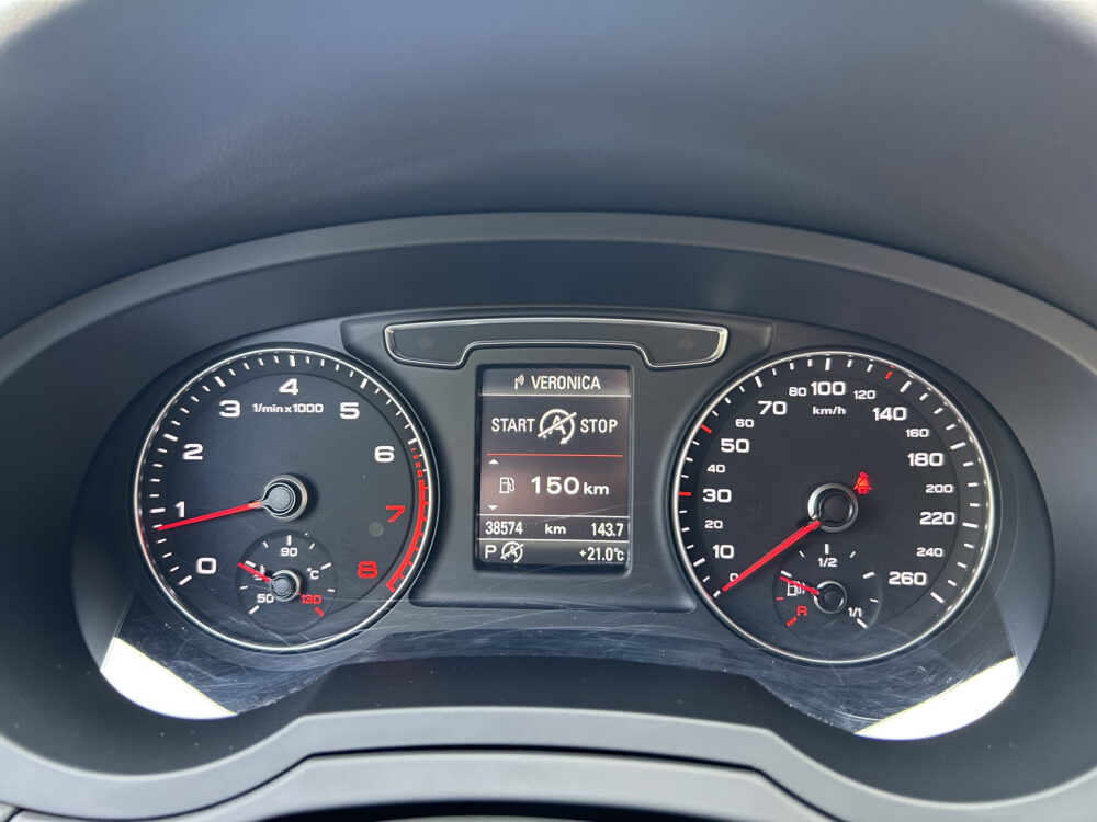 Audi Q3 1.4 TFSI CoD Pro Line // LED // LEDER // NAVI // CLIMA // CRUISE // PDC // STOELVERWARMING // 33