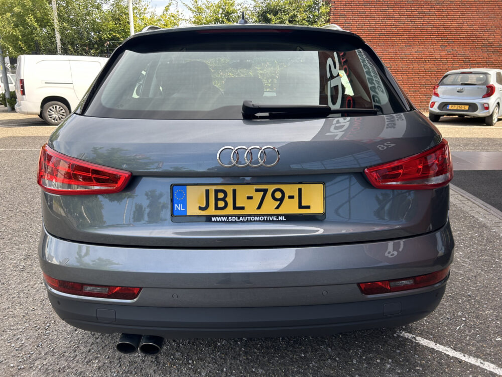 Audi Q3 1.4 TFSI CoD Pro Line // LED // LEDER // NAVI // CLIMA // CRUISE // PDC // STOELVERWARMING // 5