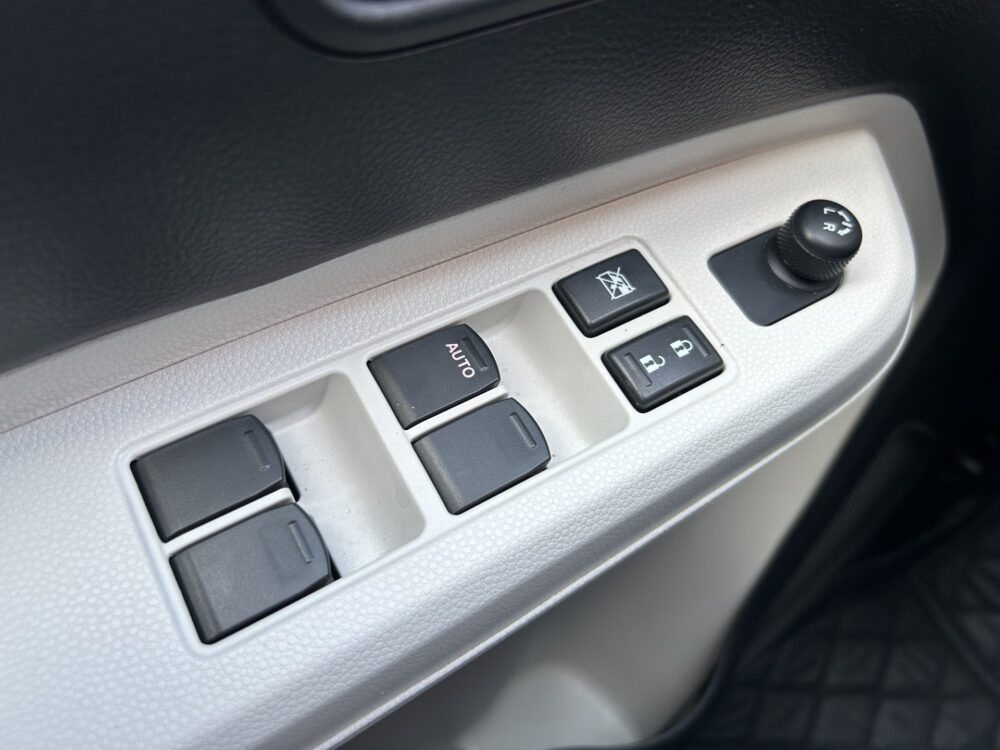 Suzuki Ignis 1.2 Stijl // LED // KEYLESS // CAMERA // NAVI+CARPLAY // STOELVERWARMING // 21