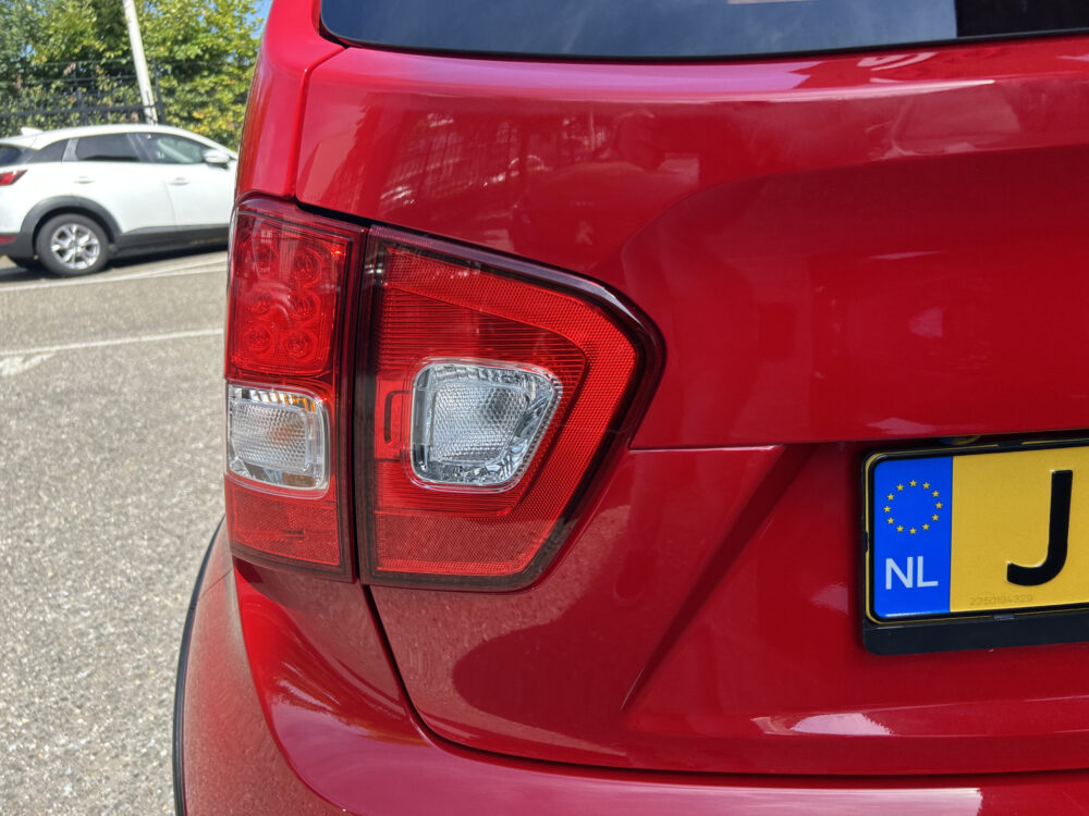 Suzuki Ignis 1.2 Stijl // LED // KEYLESS // CAMERA // NAVI+CARPLAY // STOELVERWARMING // 29