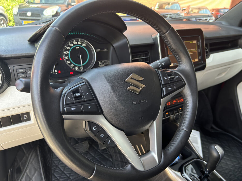 Suzuki Ignis 1.2 Stijl // LED // KEYLESS // CAMERA // NAVI+CARPLAY // STOELVERWARMING // 6