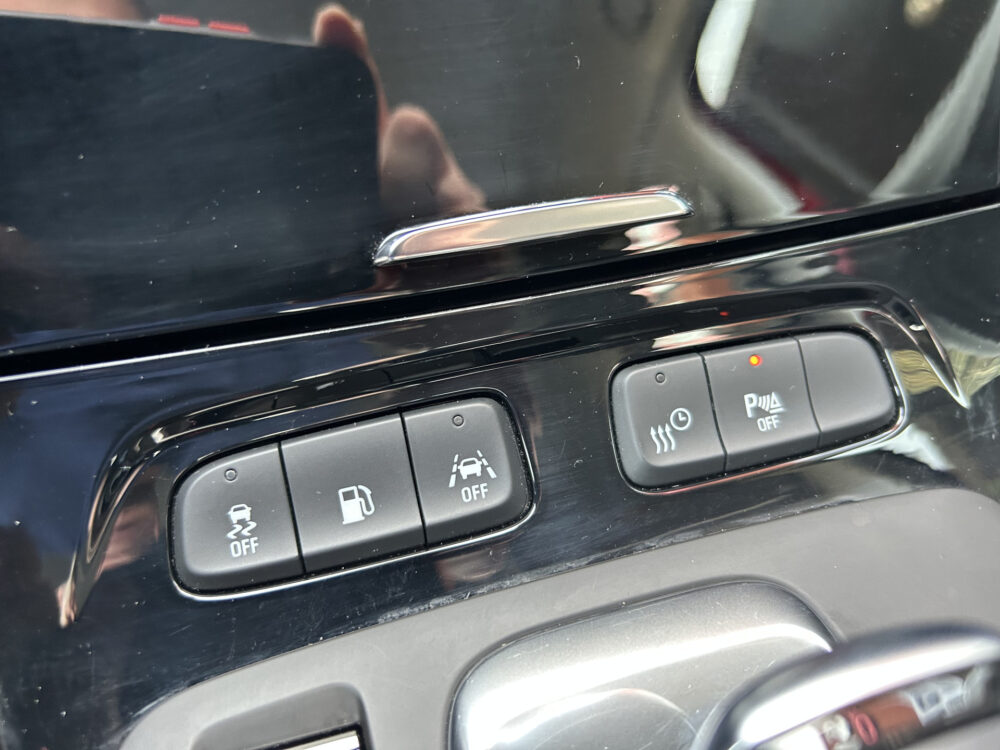 Opel Grandland X 1.6 Turbo Hybrid Business Edition // NAVI + CARPLAY // CAMERA // PDC V+A // CLIMA // STOEL + STUURWIELVERWARING 19