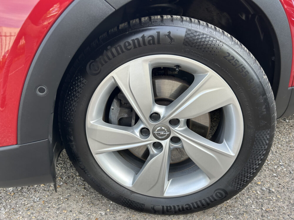 Opel Grandland X 1.6 Turbo Hybrid Business Edition // NAVI + CARPLAY // CAMERA // PDC V+A // CLIMA // STOEL + STUURWIELVERWARING 27