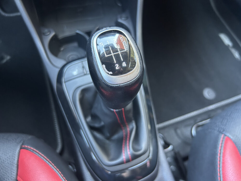 Kia Picanto 1.0 T-GDI GT-Line // NL AUTO!! // 100PK! // NAVI // CAMERA // LEDER // APPLE CARPLAY / ANDROID AUTO // 20